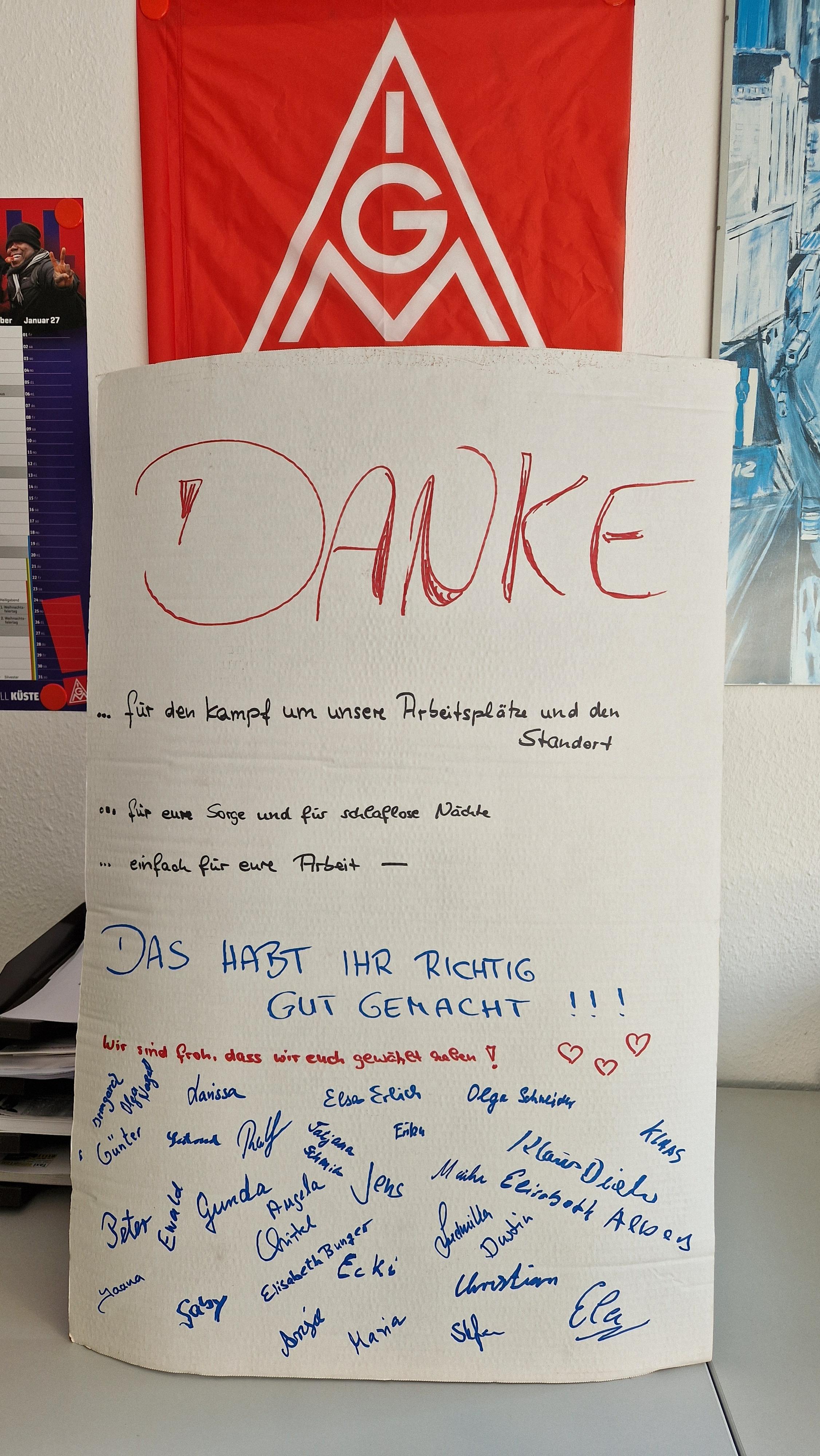 Danke-Plakat der Beschäftigten bei Opti Rhauderfehn an ihren Betriebsrat 
