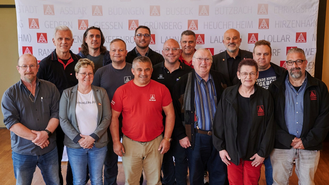 Der Ortsvorstand der IG Metall Mittelhessen. Auf dem Bild fehlen: Maren Leicht, Simon Alsmeier und Stefano Di Lena