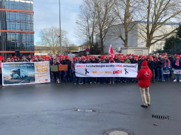 Demonstration bei Continental in Wetzlar