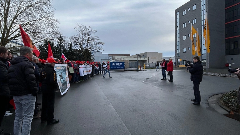 Demonstration bei Continental in Wetzlar