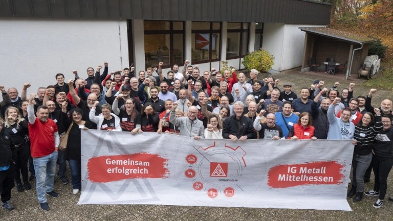 Vom 7. bis 9. November 2025 trafen sich engagierte Kolleginnen und Kollegen der IG Metall Mittelhessen in der ver.di-Bildungsstätte Gladenbach, um gemeinsam die Zukunft zu gestalten.