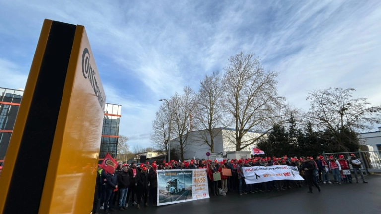 Demonstration bei Continental in Wetzlar
